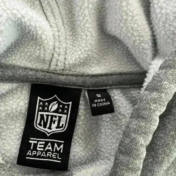 NFL Team Apparel Carolina Panthers Hoodie Sweatshirt Size Small - Picture 4 of 6